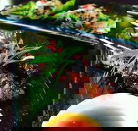 Dainty Dowager - Accommodation Coffs Harbour