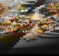 Crust Gourmet Pizza Bar - Accommodation Coffs Harbour
