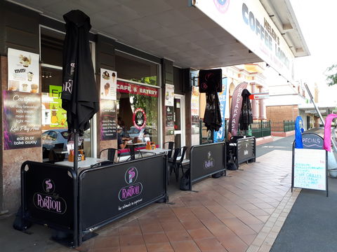 Helen's Coffee Lounge - Accommodation Coffs Harbour 2