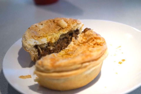 Through Road Pantry - Accommodation Coffs Harbour 0