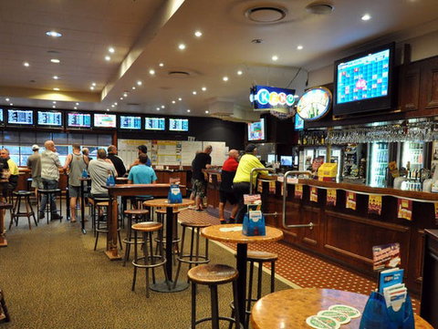 Central Park Tavern - Accommodation Coffs Harbour 0