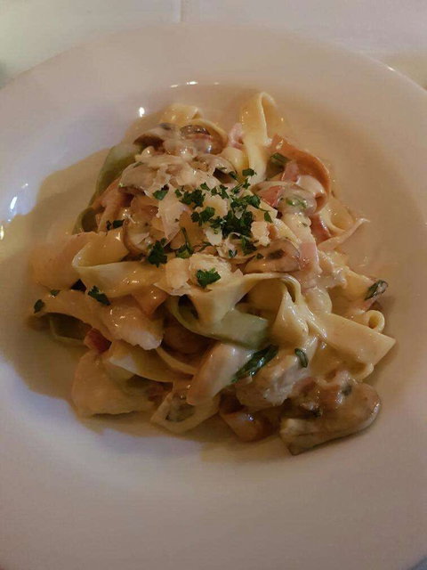 La Costa Cafe Restaurant - Accommodation Coffs Harbour 0