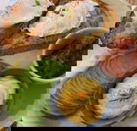 Sixteen Ounces - Accommodation Coffs Harbour