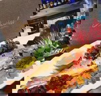 Social Dining - Accommodation Coffs Harbour