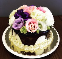 Yummy Puff Patisserie  Cafe