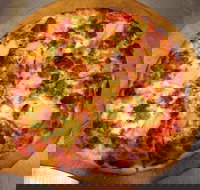 Frank's Pizza - Accommodation Coffs Harbour