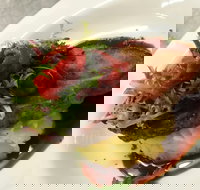 Il Primo - Accommodation Coffs Harbour