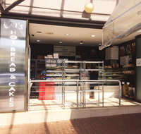 Lai's Hot Bakery  Cakes