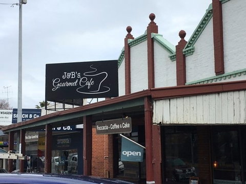 J And B's Gourmet Café - Accommodation Coffs Harbour 0