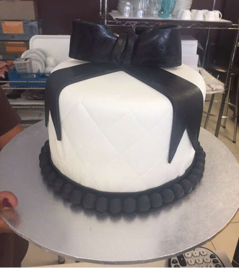 RE Artisian Patisserie - Accommodation Coffs Harbour 0
