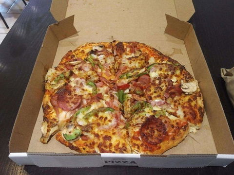 Alberto's Pizzeria - Accommodation Coffs Harbour 0