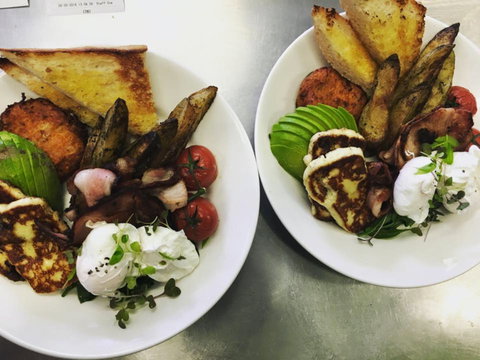 Grub Street - Accommodation Coffs Harbour 0
