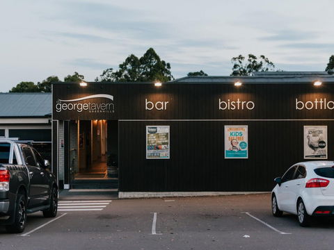 The George Tavern Greenhills - Accommodation Coffs Harbour 0