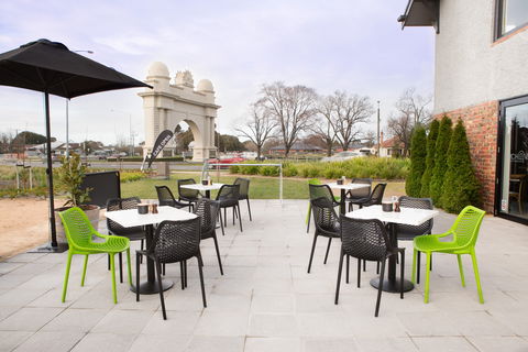 Arch View  Cafe - Accommodation Coffs Harbour 2