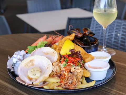 Oyster Bar Darwin - Accommodation Coffs Harbour 1