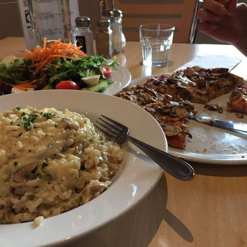 Eau Verte Cafe - Accommodation Coffs Harbour 0