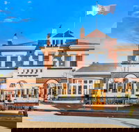 Cygnet Old Bank Cafe - Accommodation Coffs Harbour