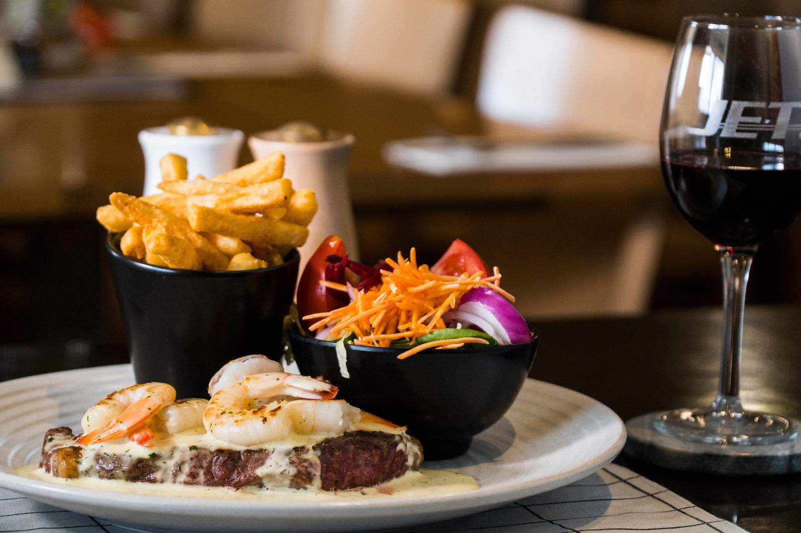 Churchill QLD Accommodation Coffs Harbour
