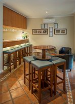 The Emerald Room - Accommodation Coffs Harbour 4