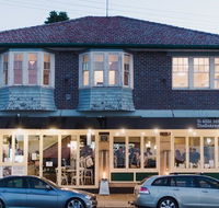 The Entrance Lakehouse - Accommodation Coffs Harbour