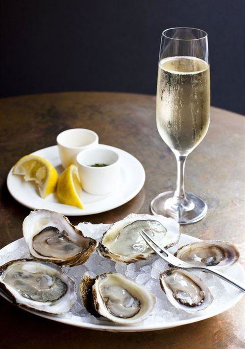 RST Seafood Restaurant - Accommodation Coffs Harbour 3