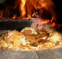 M  J's Pizza Base - Accommodation Coffs Harbour