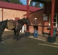 Premier Hotel - Accommodation Coffs Harbour