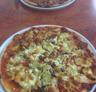 John's Pizza Bar  Restaurant - Accommodation Coffs Harbour