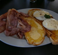 Lakes Bakery Cafe - Accommodation Coffs Harbour
