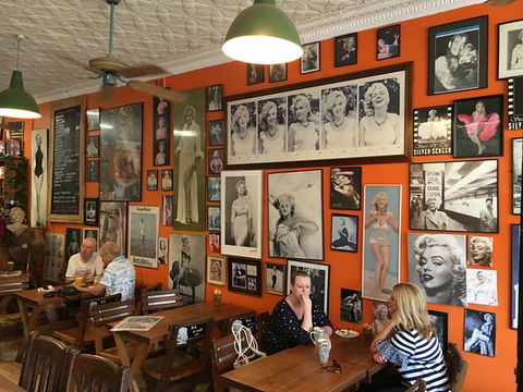 A Cafe Etc - Accommodation Coffs Harbour 0