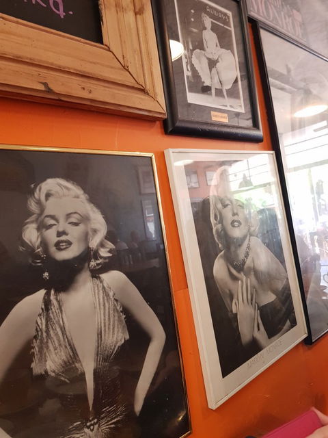 A Cafe Etc - Accommodation Coffs Harbour 2