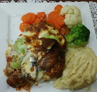 Simons Tavern Restaurant - Accommodation Coffs Harbour