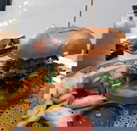 Double Cross - Accommodation Coffs Harbour