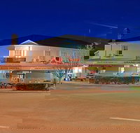 Grand Old Crow Hotel - Accommodation Coffs Harbour