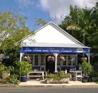 The Blue and White Teapot Cafe - Accommodation Coffs Harbour