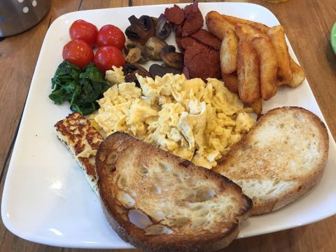 Zaatar On West - Accommodation Coffs Harbour 0