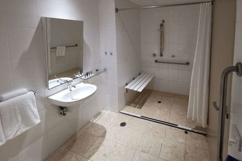 APX Apartments Darling Harbour - Accommodation Coffs Harbour 6