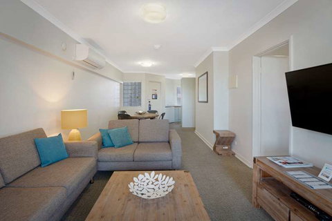 Broadwater Resort Apartments - Accommodation Coffs Harbour 15