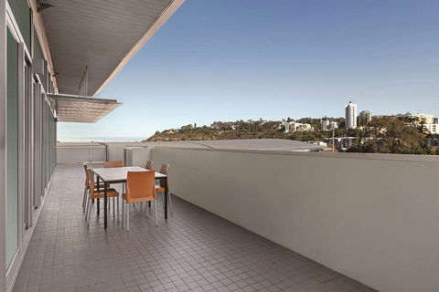 Adina Apartment Hotel Perth - Accommodation Coffs Harbour 8