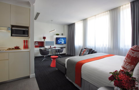 Citadines St Georges Terrace - Accommodation Coffs Harbour 3