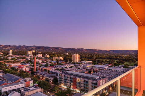 Tom's Court Hotel - Accommodation Coffs Harbour 4