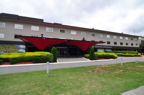 Pavilion on Northbourne - Accommodation Coffs Harbour 1