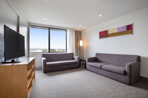 Holiday Inn Melbourne Airport - Accommodation Coffs Harbour 12