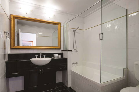 Adina Apartment Hotel Anzac Square - Accommodation Coffs Harbour 6