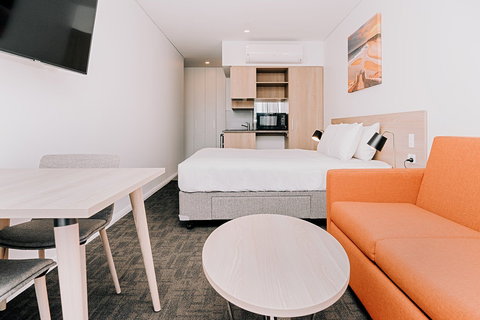 Tom's Court Hotel - Accommodation Coffs Harbour 8