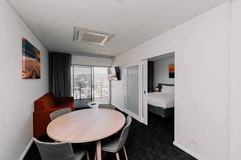 Tom's Court Hotel - Accommodation Coffs Harbour 13