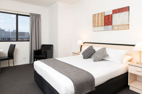 Adelaide Riviera Hotel - Accommodation Coffs Harbour 2