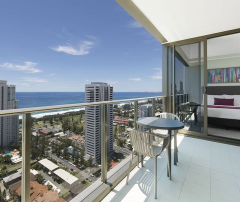 Avani Broadbeach Residences - Accommodation Coffs Harbour 4