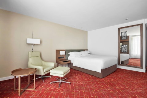 Melbourne Marriott Hotel - Accommodation Coffs Harbour 4