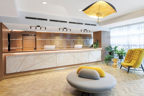 Brady Apartment Hotel Flinders Street - Accommodation Coffs Harbour 2